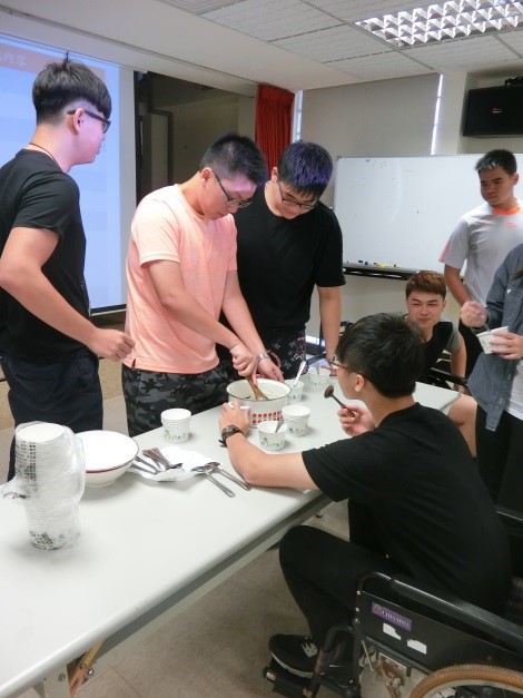 分辨流質與糊食的不同